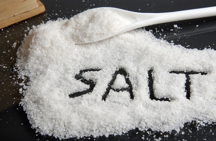 how-to-treat-burns-on-hand-salt
